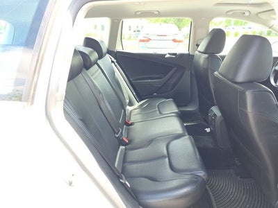 2010 Volkswagen Passat Komfort