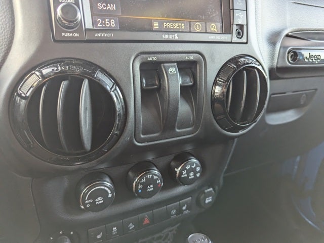 2016 Jeep Wrangler Sahara