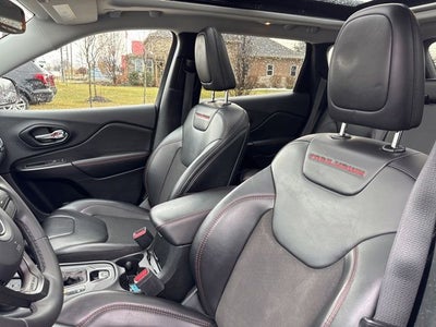 2022 Jeep Cherokee Trailhawk