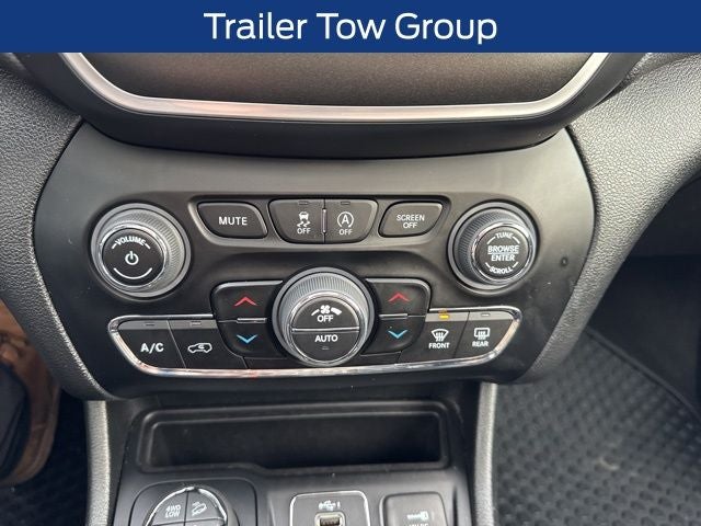 2022 Jeep Cherokee Trailhawk