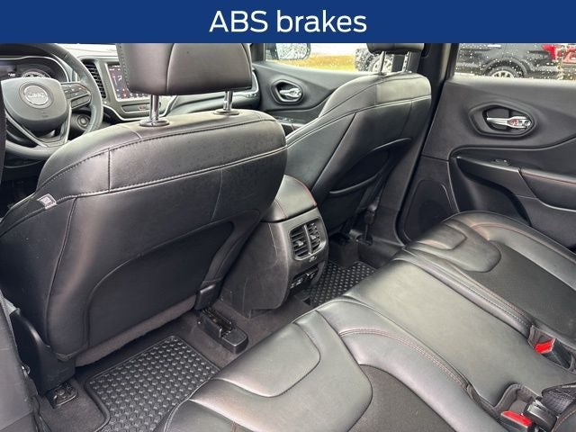 2022 Jeep Cherokee Trailhawk