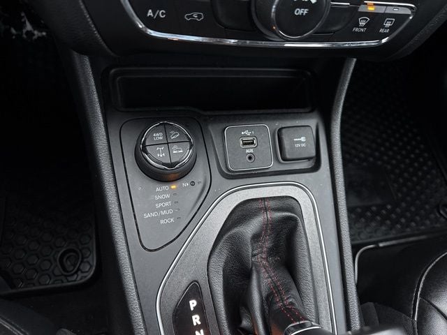 2020 Jeep Cherokee Trailhawk