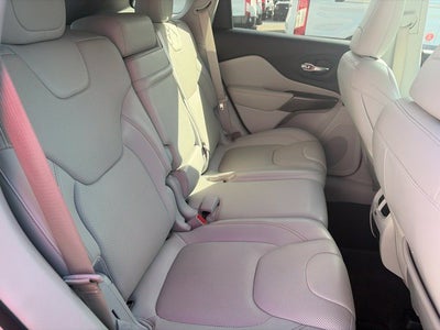 2019 Jeep Cherokee Overland