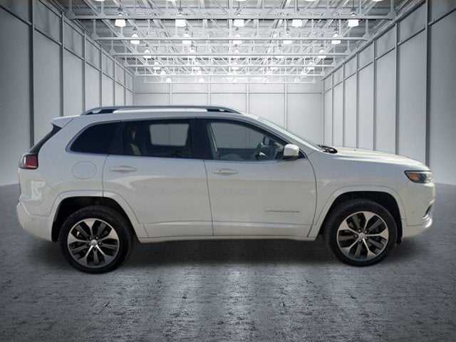 2019 Jeep Cherokee Overland