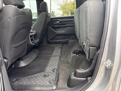 2020 RAM 1500 Big Horn/Lone Star V8
