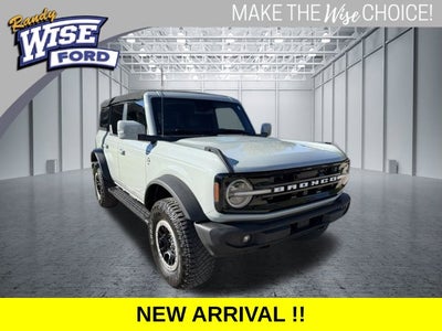2022 Ford Bronco Outer Banks