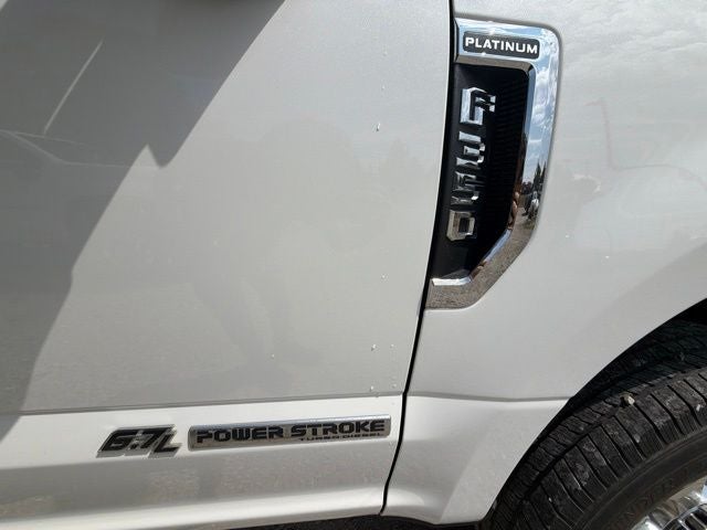 2022 Ford F-350SD Platinum
