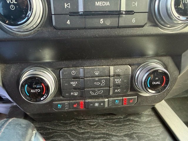 2019 Ford F-150 Platinum V8