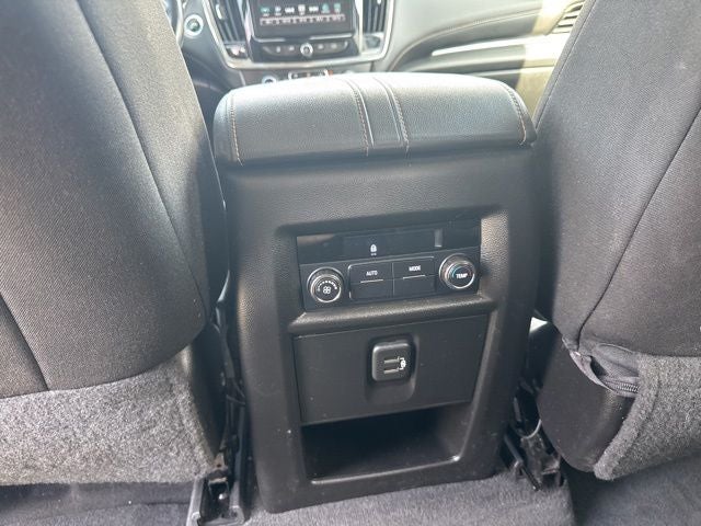 2019 Chevrolet Traverse LT Cloth w/1LT