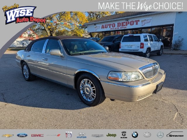 2008 Lincoln Town Car