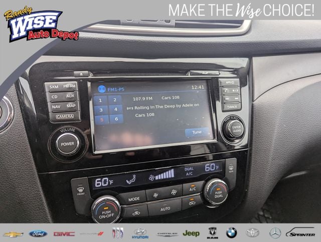 2015 Nissan Rogue SV