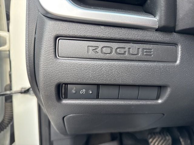 2022 Nissan Rogue S