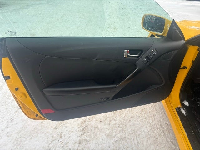 2011 Hyundai Genesis Coupe 3.8 Track