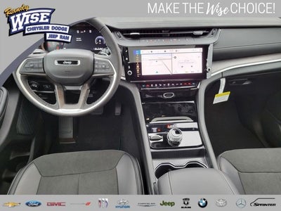 2026 Jeep Grand Cherokee GRAND CHEROKEE LAREDO ALTITUDE 4X4