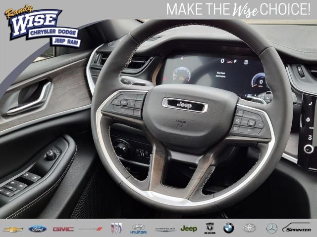 2026 Jeep Grand Cherokee GRAND CHEROKEE LAREDO ALTITUDE 4X4