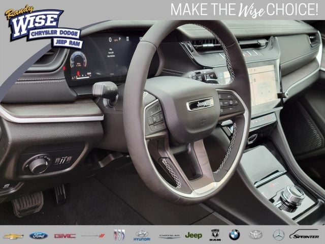 2026 Jeep Grand Cherokee GRAND CHEROKEE LAREDO ALTITUDE 4X4