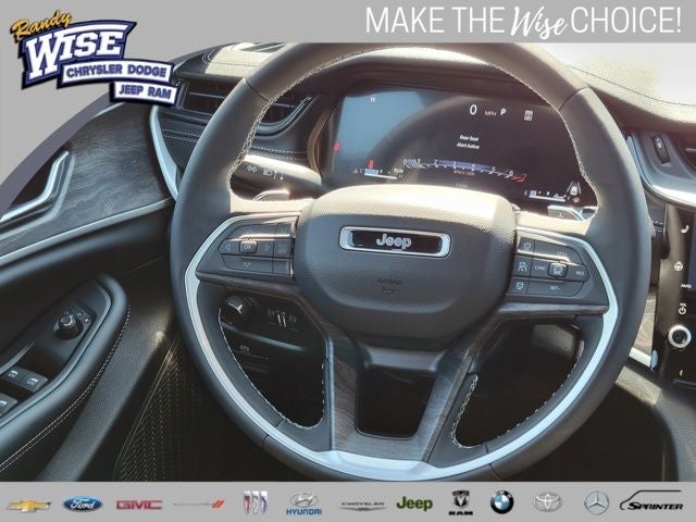 2026 Jeep Grand Cherokee GRAND CHEROKEE LAREDO ALTITUDE 4X4