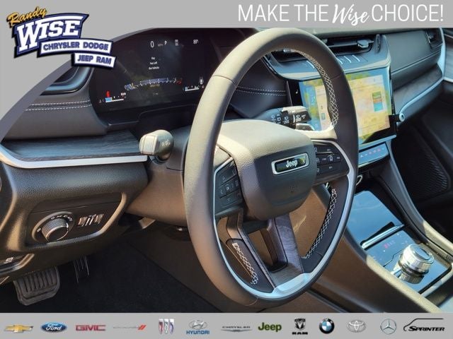 2026 Jeep Grand Cherokee GRAND CHEROKEE LAREDO ALTITUDE 4X4