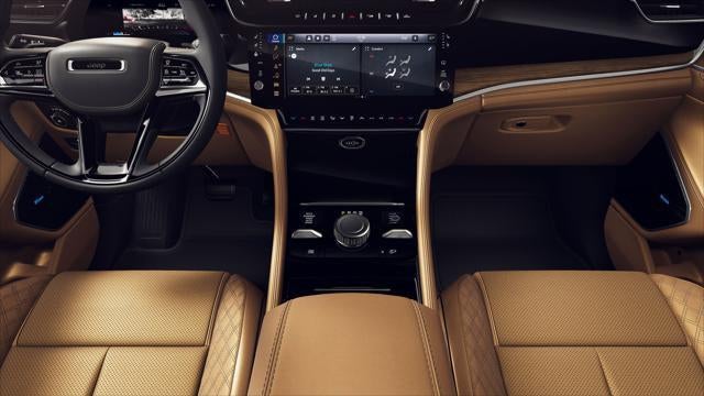 2026 Jeep Grand Cherokee GRAND CHEROKEE SUMMIT 4X4