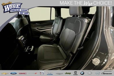 2025 Jeep Grand Cherokee GRAND CHEROKEE L LAREDO X 4X4