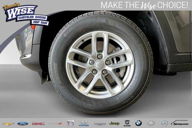 2025 Jeep Grand Cherokee GRAND CHEROKEE L LAREDO X 4X4