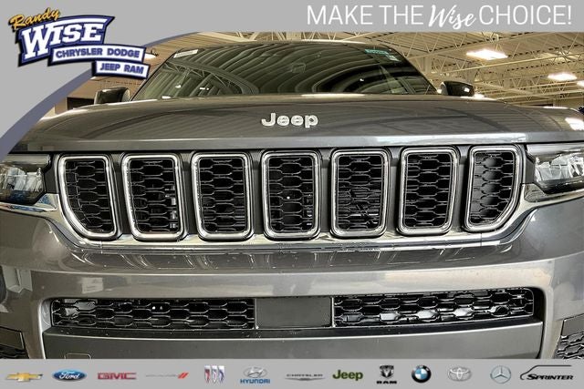 2025 Jeep Grand Cherokee GRAND CHEROKEE L LAREDO X 4X4