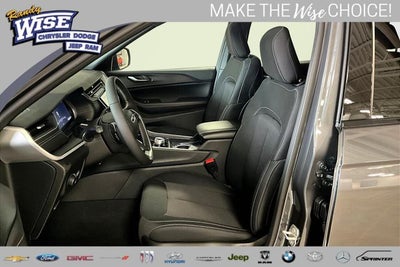 2025 Jeep Grand Cherokee GRAND CHEROKEE L LAREDO X 4X4