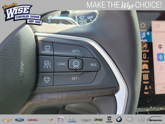 2026 Jeep Grand Cherokee GRAND CHEROKEE L LAREDO ALTITUDE 4X4