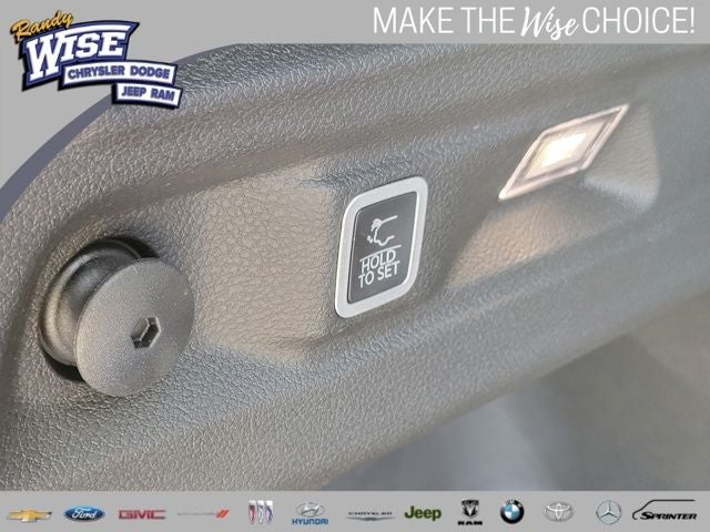 2026 Jeep Grand Cherokee GRAND CHEROKEE L LAREDO ALTITUDE 4X4