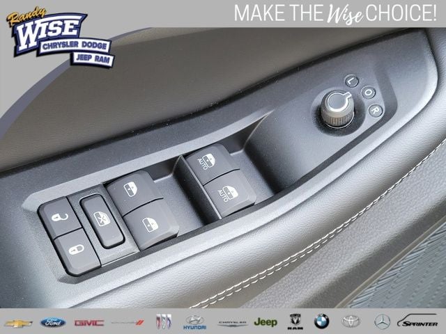 2026 Jeep Grand Cherokee GRAND CHEROKEE L LAREDO ALTITUDE 4X4