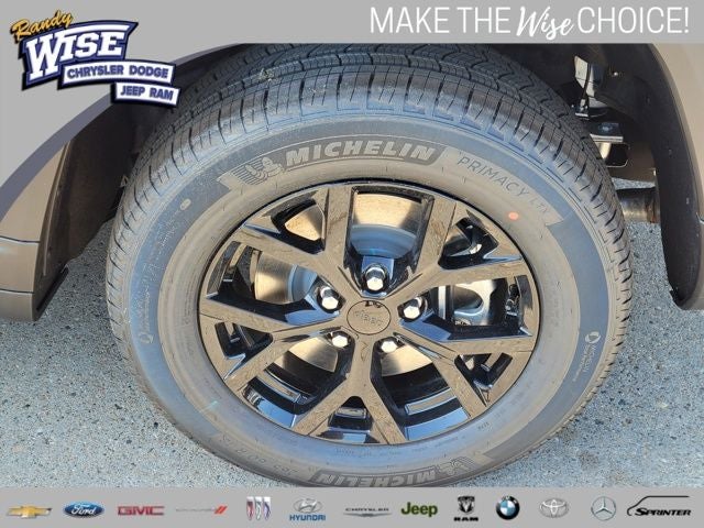 2026 Jeep Grand Cherokee GRAND CHEROKEE L LAREDO ALTITUDE 4X4
