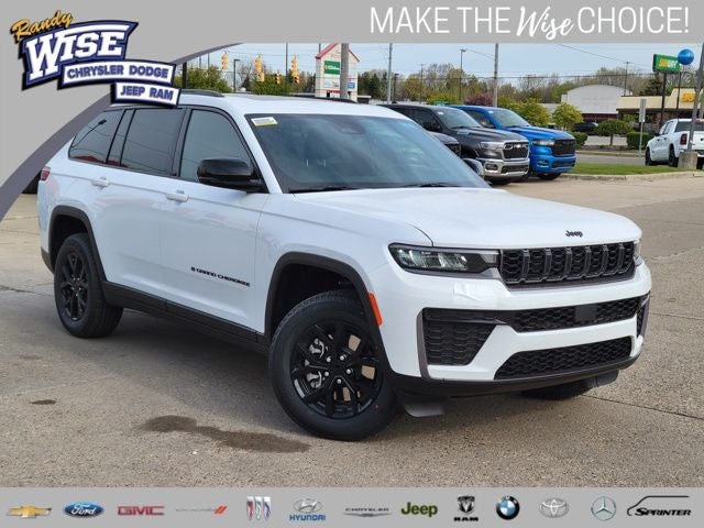 2026 Jeep Grand Cherokee GRAND CHEROKEE L LAREDO ALTITUDE 4X4