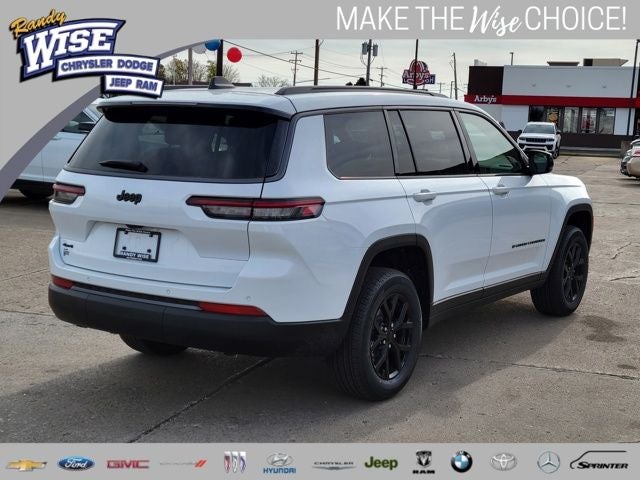 2026 Jeep Grand Cherokee GRAND CHEROKEE L LAREDO ALTITUDE 4X4