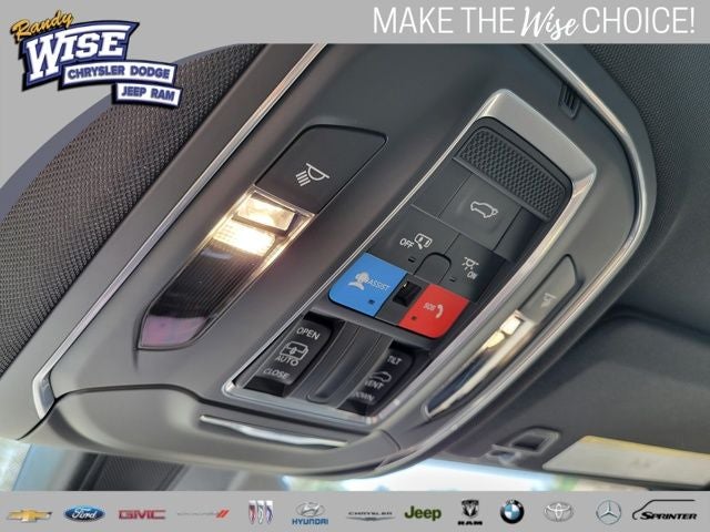 2026 Jeep Grand Cherokee GRAND CHEROKEE L LAREDO ALTITUDE 4X4