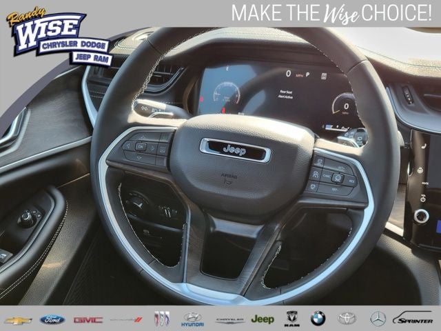 2026 Jeep Grand Cherokee GRAND CHEROKEE L LAREDO ALTITUDE 4X4