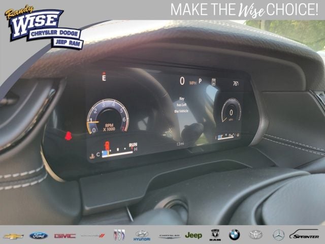 2026 Jeep Grand Cherokee GRAND CHEROKEE L LAREDO ALTITUDE 4X4