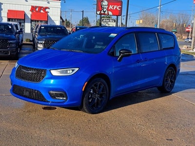 2026 Chrysler Pacifica PACIFICA SELECT