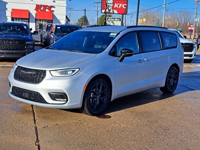 2026 Chrysler Pacifica PACIFICA SELECT