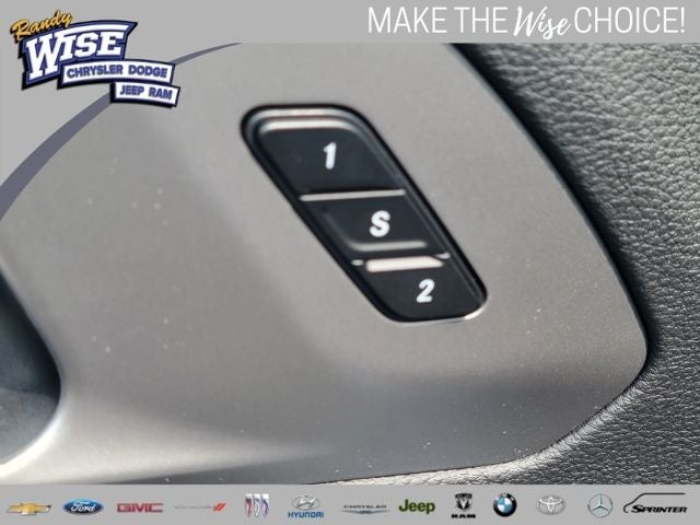 2027 Chrysler Pacifica PACIFICA SELECT