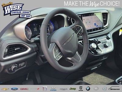 2027 Chrysler Pacifica PACIFICA SELECT
