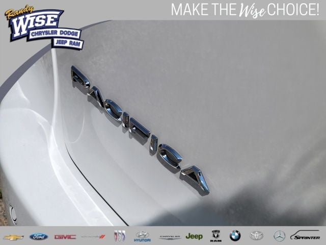 2027 Chrysler Pacifica PACIFICA SELECT