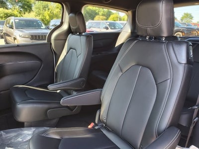 2026 Chrysler Pacifica PACIFICA SELECT