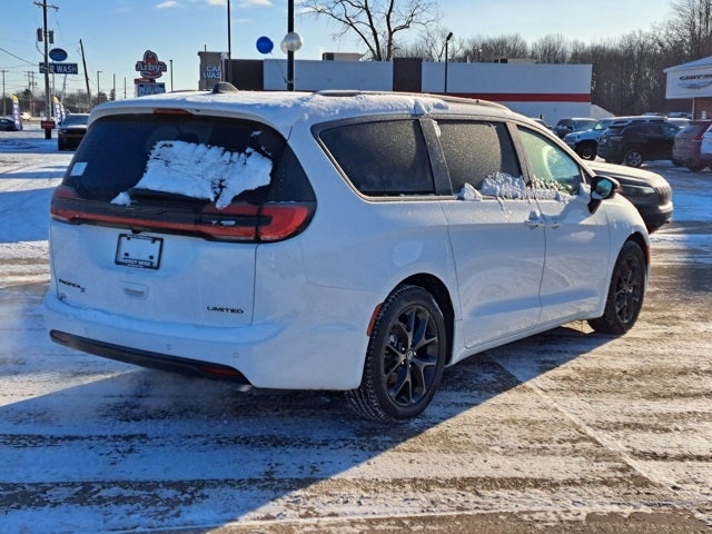 2026 Chrysler Pacifica PACIFICA LIMITED