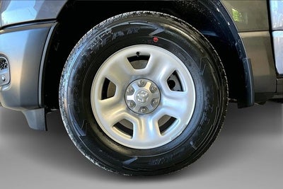 2026 RAM 1500 RAM 1500 TRADESMAN CREW CAB 4X4 5'7' BOX