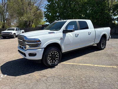 2026 RAM Ram 3500 RAM 3500 LIMITED LONGHORN MEGA CAB 4X4 6'4' BOX
